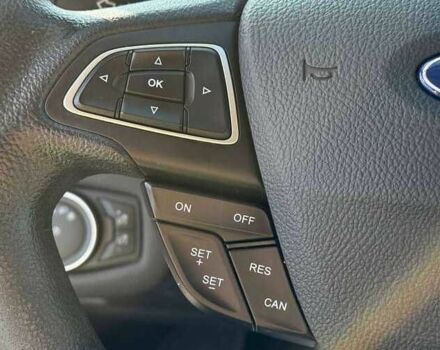 Белый Форд Эскейп, объемом двигателя 2.5 л и пробегом 90 тыс. км за 9000 $, фото 10 на Automoto.ua