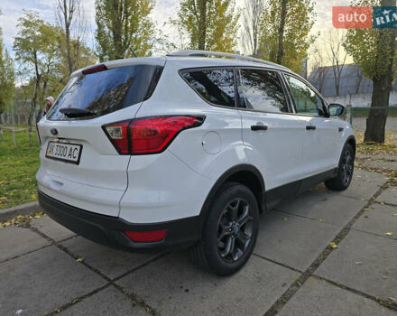 Белый Форд Эскейп, объемом двигателя 2.49 л и пробегом 65 тыс. км за 11000 $, фото 10 на Automoto.ua