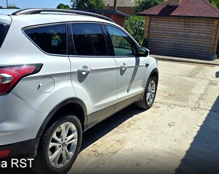 Белый Форд Эскейп, объемом двигателя 1.5 л и пробегом 51 тыс. км за 12500 $, фото 8 на Automoto.ua
