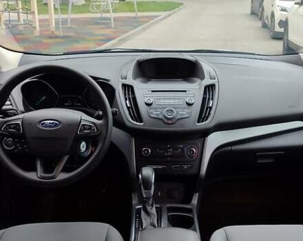 Белый Форд Эскейп, объемом двигателя 2.5 л и пробегом 113 тыс. км за 13900 $, фото 37 на Automoto.ua