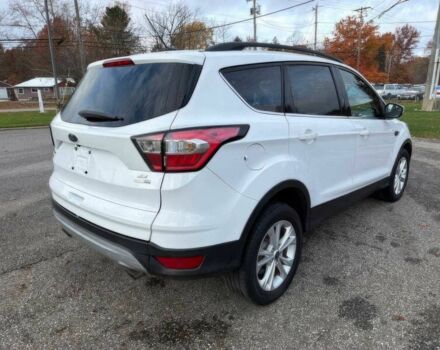 Белый Форд Эскейп, объемом двигателя 1.5 л и пробегом 38 тыс. км за 12100 $, фото 4 на Automoto.ua