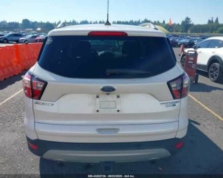 Белый Форд Эскейп, объемом двигателя 2 л и пробегом 65 тыс. км за 8000 $, фото 15 на Automoto.ua