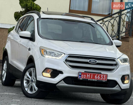 Белый Форд Эскейп, объемом двигателя 1.5 л и пробегом 130 тыс. км за 13400 $, фото 15 на Automoto.ua