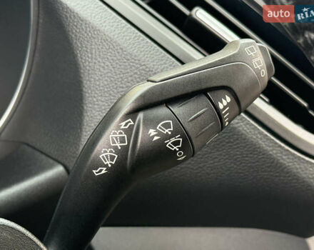 Белый Форд Эскейп, объемом двигателя 1.5 л и пробегом 130 тыс. км за 13400 $, фото 51 на Automoto.ua