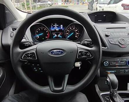 Белый Форд Эскейп, объемом двигателя 2.5 л и пробегом 113 тыс. км за 13900 $, фото 39 на Automoto.ua