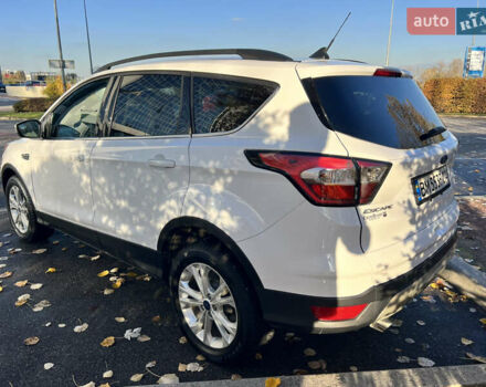 Белый Форд Эскейп, объемом двигателя 1.5 л и пробегом 43 тыс. км за 15300 $, фото 4 на Automoto.ua