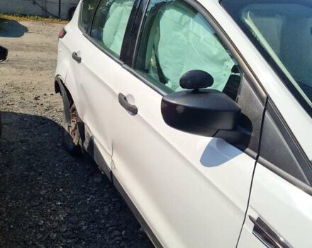 Белый Форд Эскейп, объемом двигателя 2.5 л и пробегом 170 тыс. км за 7000 $, фото 3 на Automoto.ua