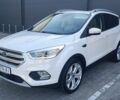 Белый Форд Эскейп, объемом двигателя 2 л и пробегом 141 тыс. км за 17700 $, фото 1 на Automoto.ua