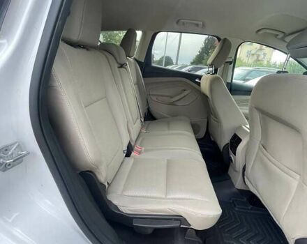 Белый Форд Эскейп, объемом двигателя 1.5 л и пробегом 269 тыс. км за 9600 $, фото 19 на Automoto.ua