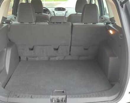 Белый Форд Эскейп, объемом двигателя 2.5 л и пробегом 113 тыс. км за 13900 $, фото 42 на Automoto.ua