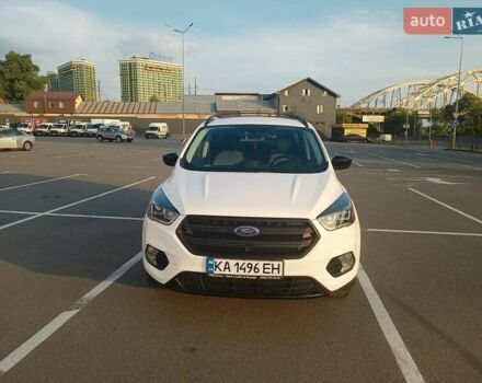 Белый Форд Эскейп, объемом двигателя 1.5 л и пробегом 62 тыс. км за 16700 $, фото 4 на Automoto.ua