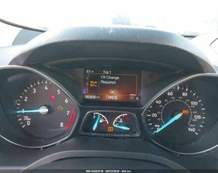 Белый Форд Эскейп, объемом двигателя 2 л и пробегом 65 тыс. км за 8000 $, фото 6 на Automoto.ua