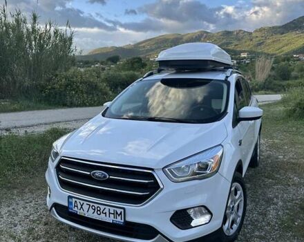 Белый Форд Эскейп, объемом двигателя 2.5 л и пробегом 160 тыс. км за 12500 $, фото 11 на Automoto.ua