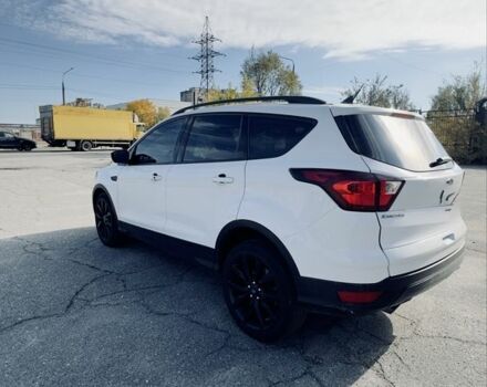 Белый Форд Эскейп, объемом двигателя 1.5 л и пробегом 130 тыс. км за 15000 $, фото 11 на Automoto.ua