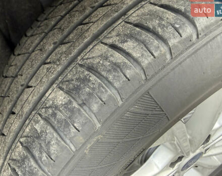 Белый Форд Эскейп, объемом двигателя 0 л и пробегом 140 тыс. км за 11800 $, фото 6 на Automoto.ua