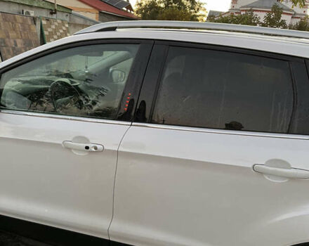 Белый Форд Эскейп, объемом двигателя 2 л и пробегом 93 тыс. км за 22000 $, фото 15 на Automoto.ua