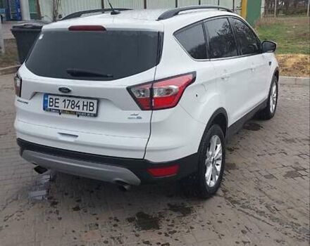 Білий Форд Ескейп, об'ємом двигуна 1.5 л та пробігом 150 тис. км за 13400 $, фото 2 на Automoto.ua