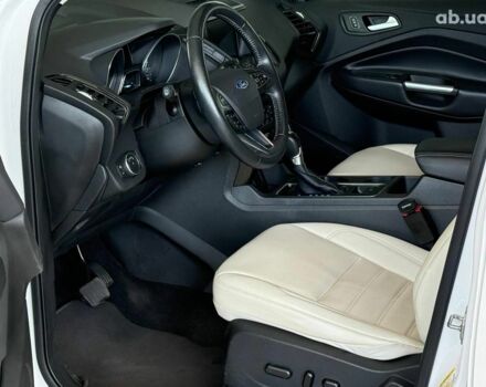 Білий Форд Ескейп, об'ємом двигуна 1.5 л та пробігом 123 тис. км за 15790 $, фото 11 на Automoto.ua