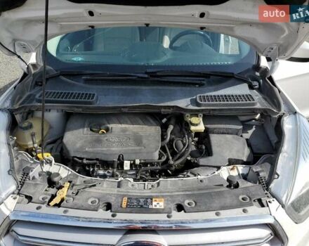 Білий Форд Ескейп, об'ємом двигуна 1.5 л та пробігом 130 тис. км за 2800 $, фото 10 на Automoto.ua