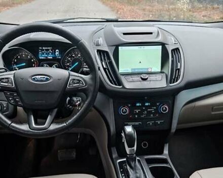 Белый Форд Эскейп, объемом двигателя 1.5 л и пробегом 147 тыс. км за 13600 $, фото 15 на Automoto.ua