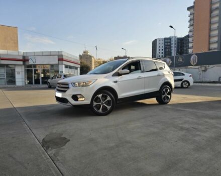 Белый Форд Эскейп, объемом двигателя 1.5 л и пробегом 148 тыс. км за 8500 $, фото 1 на Automoto.ua