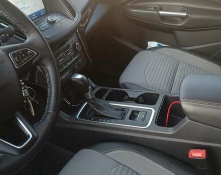 Белый Форд Эскейп, объемом двигателя 1.5 л и пробегом 62 тыс. км за 16700 $, фото 1 на Automoto.ua