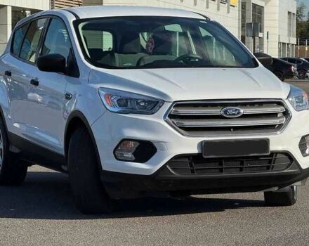 Белый Форд Эскейп, объемом двигателя 2.5 л и пробегом 90 тыс. км за 9000 $, фото 2 на Automoto.ua