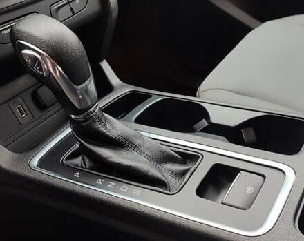 Белый Форд Эскейп, объемом двигателя 2.5 л и пробегом 113 тыс. км за 13900 $, фото 19 на Automoto.ua