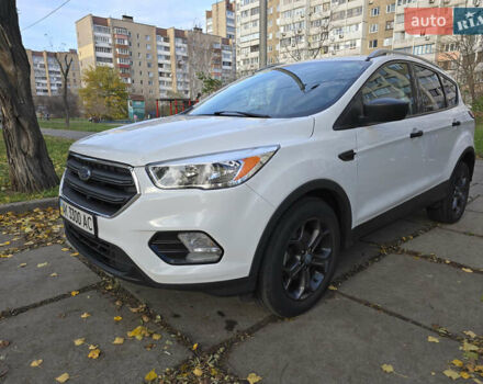 Белый Форд Эскейп, объемом двигателя 2.49 л и пробегом 65 тыс. км за 11000 $, фото 14 на Automoto.ua