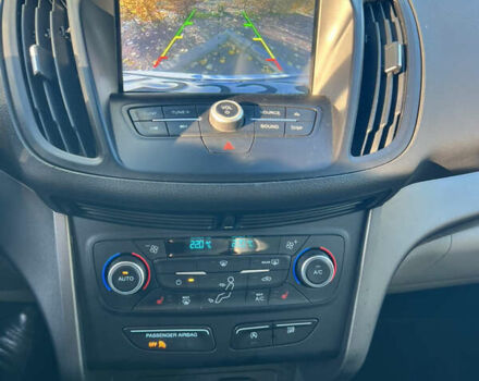 Белый Форд Эскейп, объемом двигателя 1.5 л и пробегом 43 тыс. км за 15300 $, фото 7 на Automoto.ua