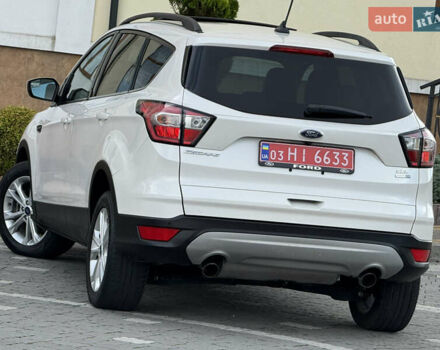 Белый Форд Эскейп, объемом двигателя 1.5 л и пробегом 130 тыс. км за 13400 $, фото 22 на Automoto.ua