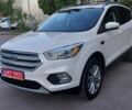 Белый Форд Эскейп, объемом двигателя 2 л и пробегом 215 тыс. км за 11300 $, фото 1 на Automoto.ua