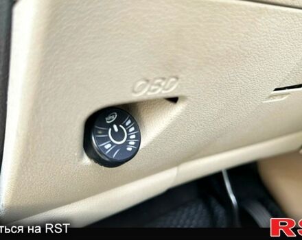 Білий Форд Ескейп, об'ємом двигуна 2 л та пробігом 62 тис. км за 12500 $, фото 6 на Automoto.ua