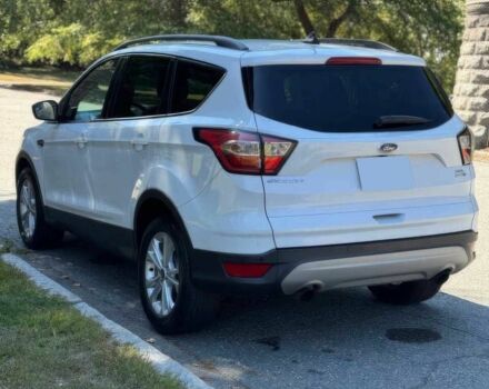 Белый Форд Эскейп, объемом двигателя 1.5 л и пробегом 39 тыс. км за 13000 $, фото 5 на Automoto.ua