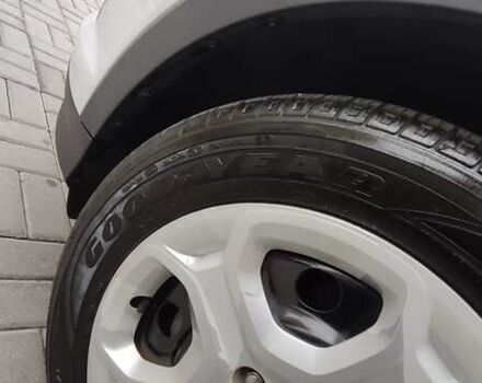 Белый Форд Эскейп, объемом двигателя 2.5 л и пробегом 113 тыс. км за 13900 $, фото 46 на Automoto.ua