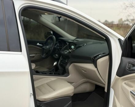 Белый Форд Эскейп, объемом двигателя 1.5 л и пробегом 144 тыс. км за 13200 $, фото 18 на Automoto.ua