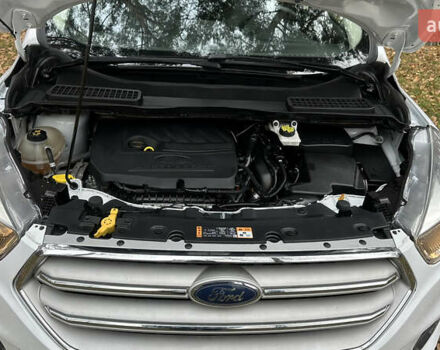 Білий Форд Ескейп, об'ємом двигуна 1.5 л та пробігом 180 тис. км за 11300 $, фото 37 на Automoto.ua