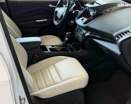 Білий Форд Ескейп, об'ємом двигуна 1.5 л та пробігом 123 тис. км за 15790 $, фото 24 на Automoto.ua