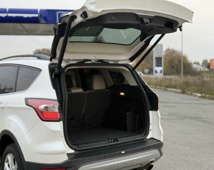 Белый Форд Эскейп, объемом двигателя 1.5 л и пробегом 144 тыс. км за 13200 $, фото 19 на Automoto.ua