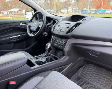 Белый Форд Эскейп, объемом двигателя 1.5 л и пробегом 38 тыс. км за 12100 $, фото 7 на Automoto.ua