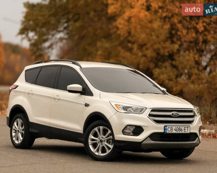 Білий Форд Ескейп, об'ємом двигуна 1.5 л та пробігом 144 тис. км за 13200 $, фото 2 на Automoto.ua