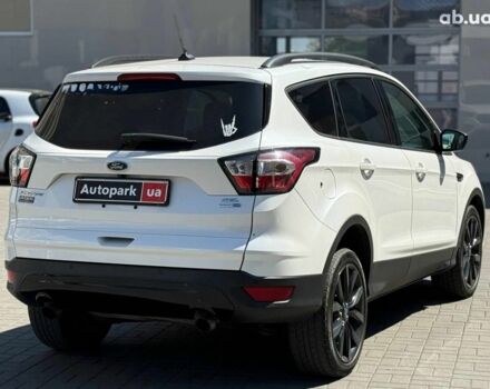 Білий Форд Ескейп, об'ємом двигуна 1.5 л та пробігом 123 тис. км за 15790 $, фото 8 на Automoto.ua