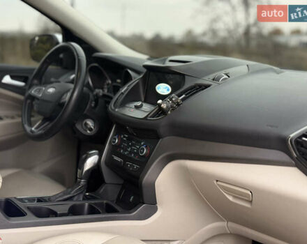 Білий Форд Ескейп, об'ємом двигуна 1.5 л та пробігом 144 тис. км за 13200 $, фото 20 на Automoto.ua