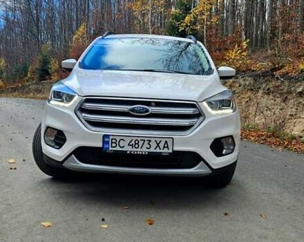 Белый Форд Эскейп, объемом двигателя 1.5 л и пробегом 147 тыс. км за 13600 $, фото 6 на Automoto.ua