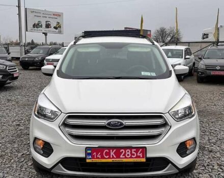 Білий Форд Ескейп, об'ємом двигуна 1.5 л та пробігом 191 тис. км за 10900 $, фото 1 на Automoto.ua