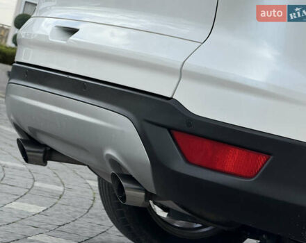 Белый Форд Эскейп, объемом двигателя 1.5 л и пробегом 130 тыс. км за 13400 $, фото 38 на Automoto.ua