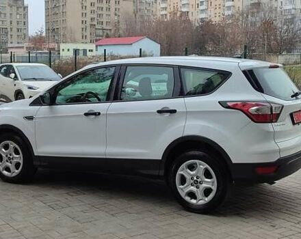 Белый Форд Эскейп, объемом двигателя 2.5 л и пробегом 113 тыс. км за 13900 $, фото 8 на Automoto.ua