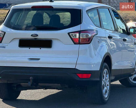 Белый Форд Эскейп, объемом двигателя 2.5 л и пробегом 97 тыс. км за 11000 $, фото 19 на Automoto.ua