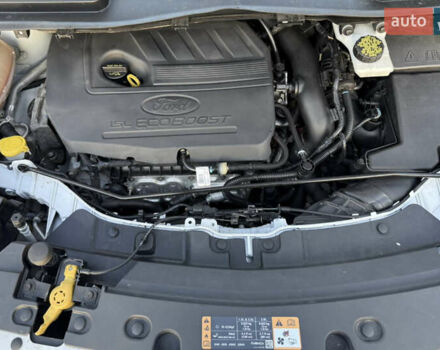 Белый Форд Эскейп, объемом двигателя 0 л и пробегом 140 тыс. км за 11800 $, фото 19 на Automoto.ua