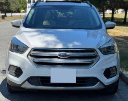 Белый Форд Эскейп, объемом двигателя 1.5 л и пробегом 39 тыс. км за 13000 $, фото 1 на Automoto.ua